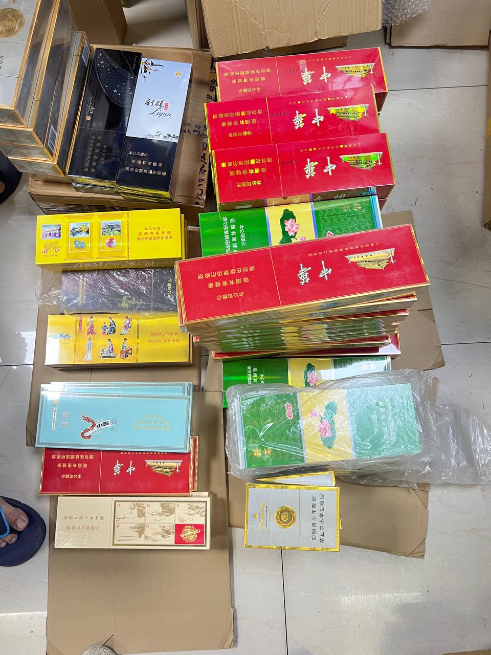国产18岁-1280高清版免费电视剧